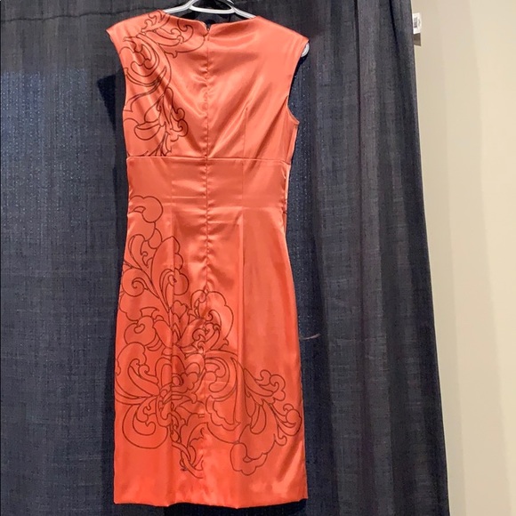 Satin formal dress! - Picture 4 of 6